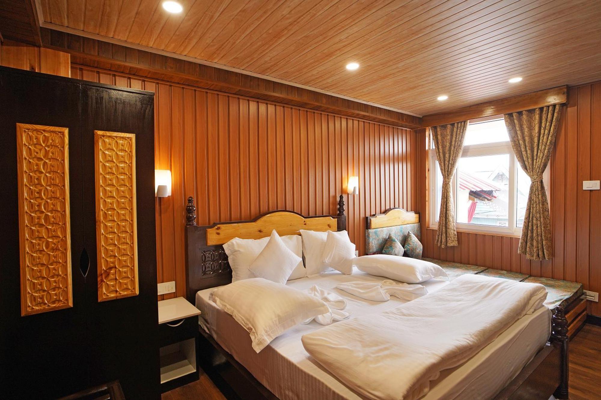 Sher Bengal Darjeeling 100 Mts From Mall Road Couple Friendly 3* Darjeeling (West Bengal)
