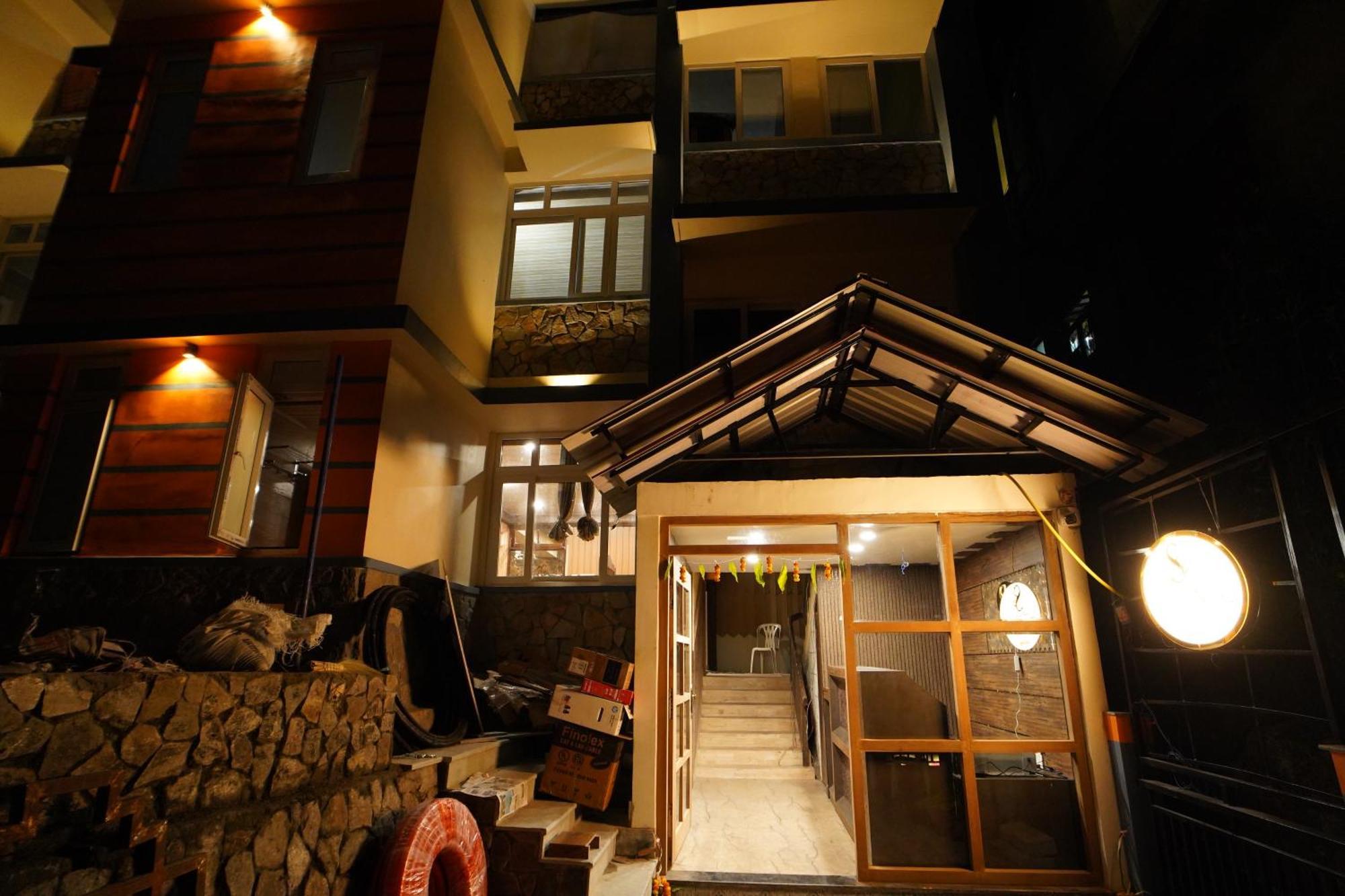 Hotel Sher Bengal Darjeeling 100 Mts From Mall Road Couple Friendly