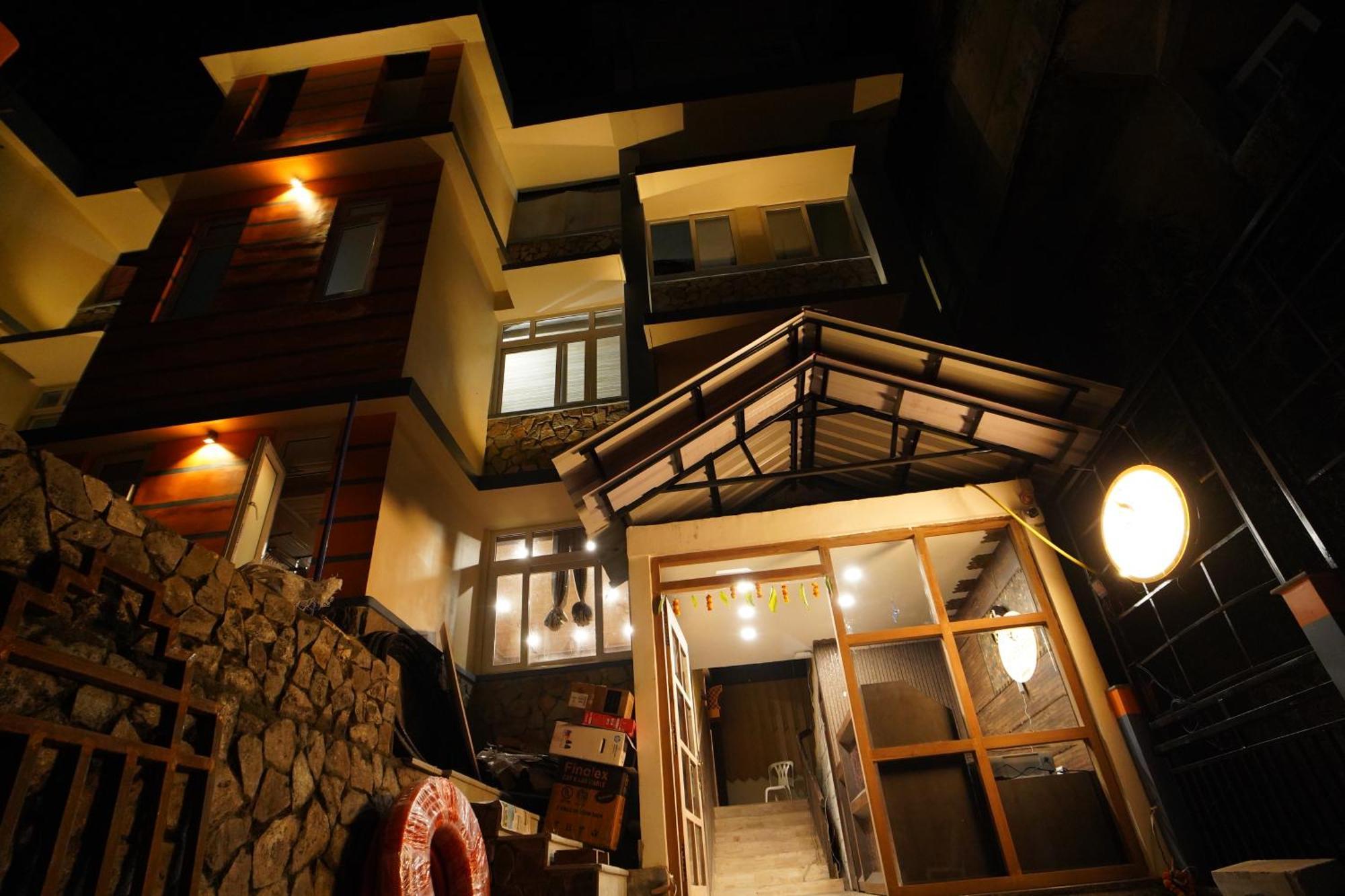 Sher Bengal Darjeeling 100 Mts From Mall Road Couple Friendly