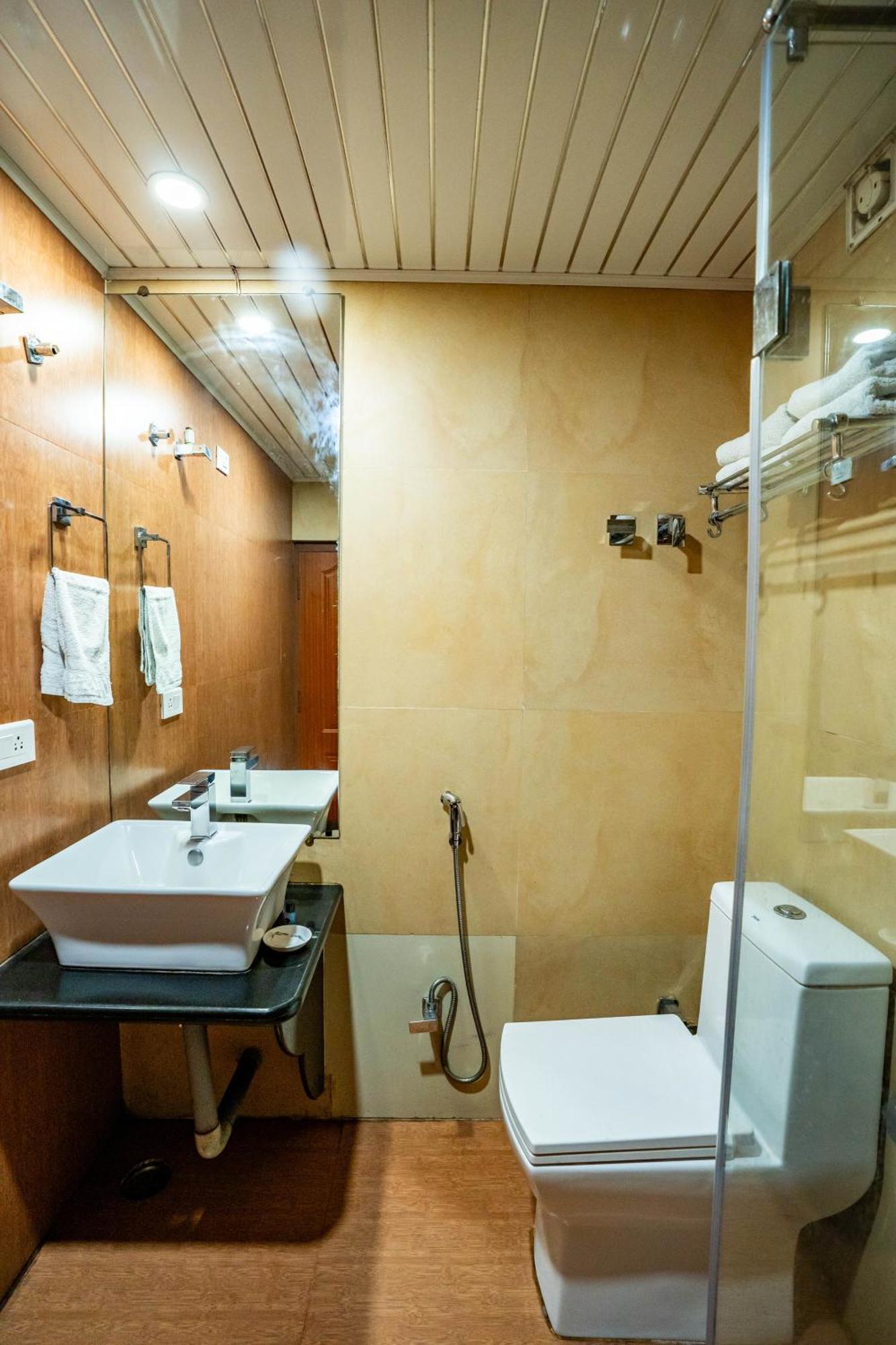 Jai Hotel Darjeeling (West Bengal)
