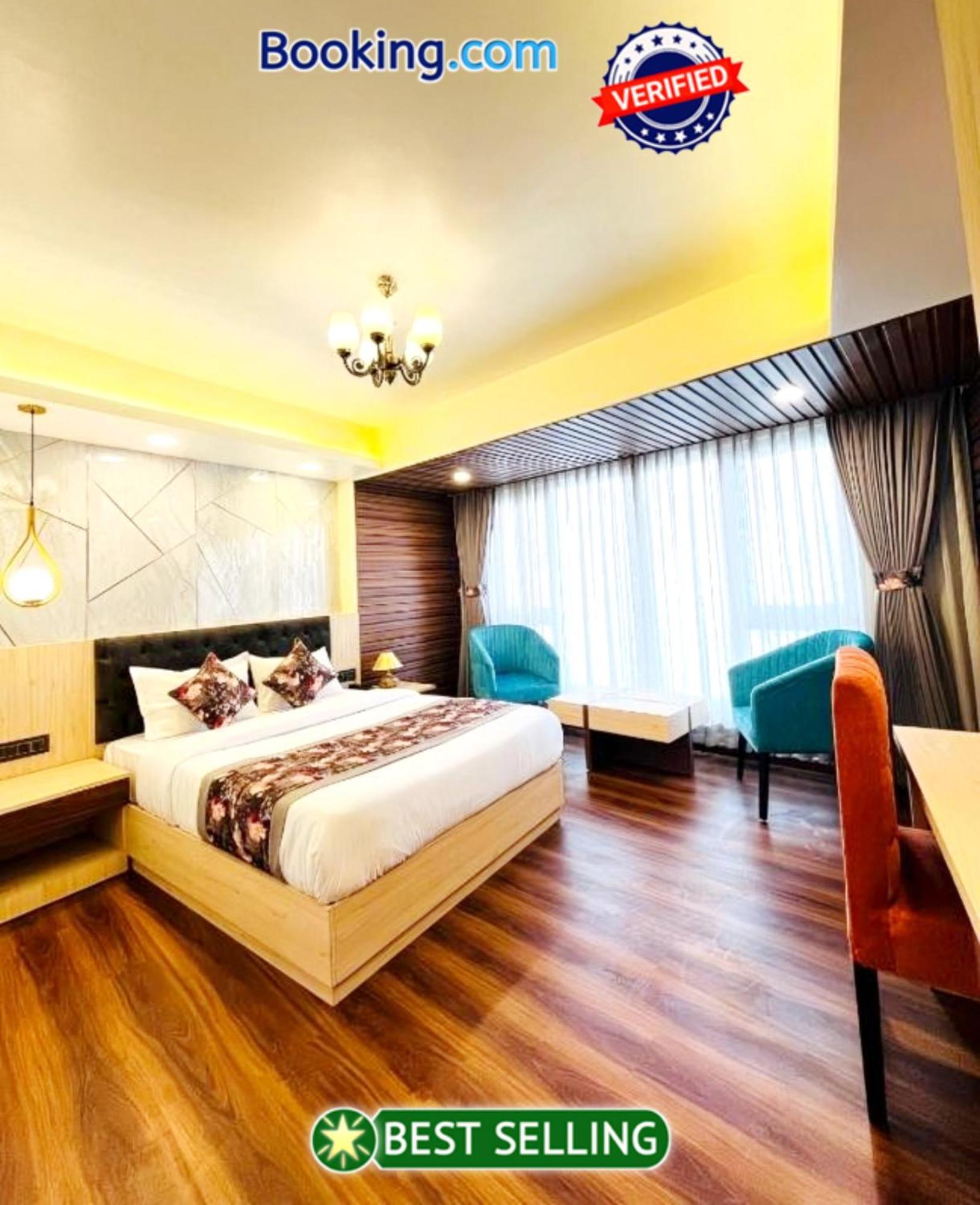 Grg Luxury Broadway Boutique Hotel-at-prime-location Mall Road Darjelling Near Mahakaal Temple Hotel Darjeeling (West Bengal)