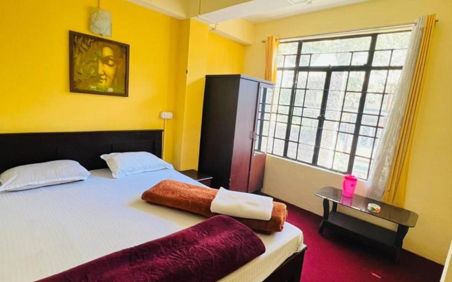 Shenga Palace By Stayapart Homestay Darjeeling (West Bengal)