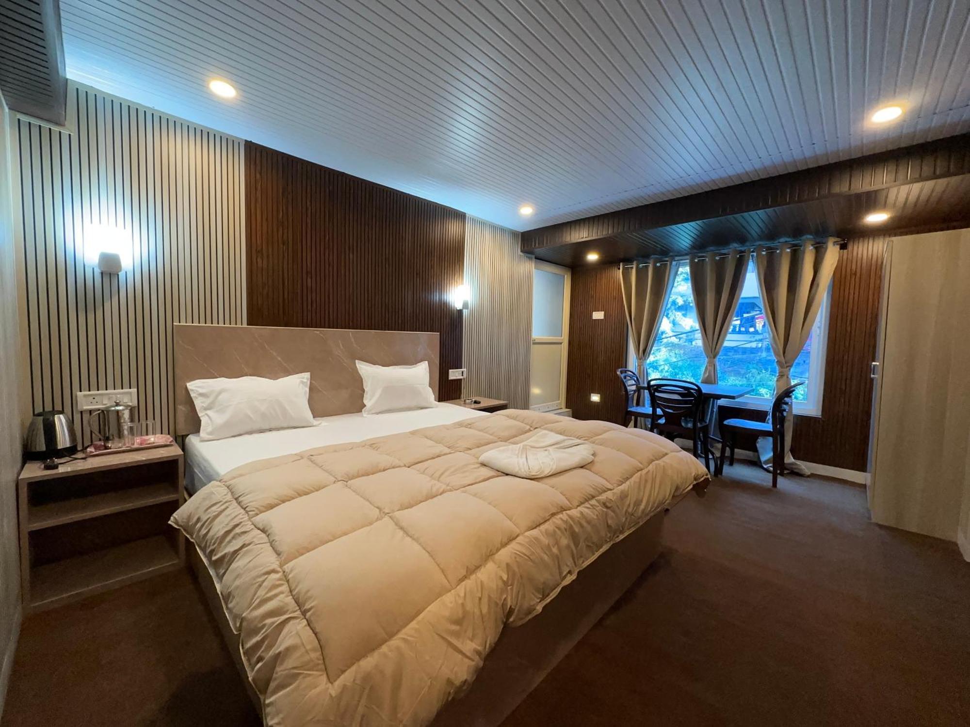 Hotel Basera Darjeeling (West Bengal)