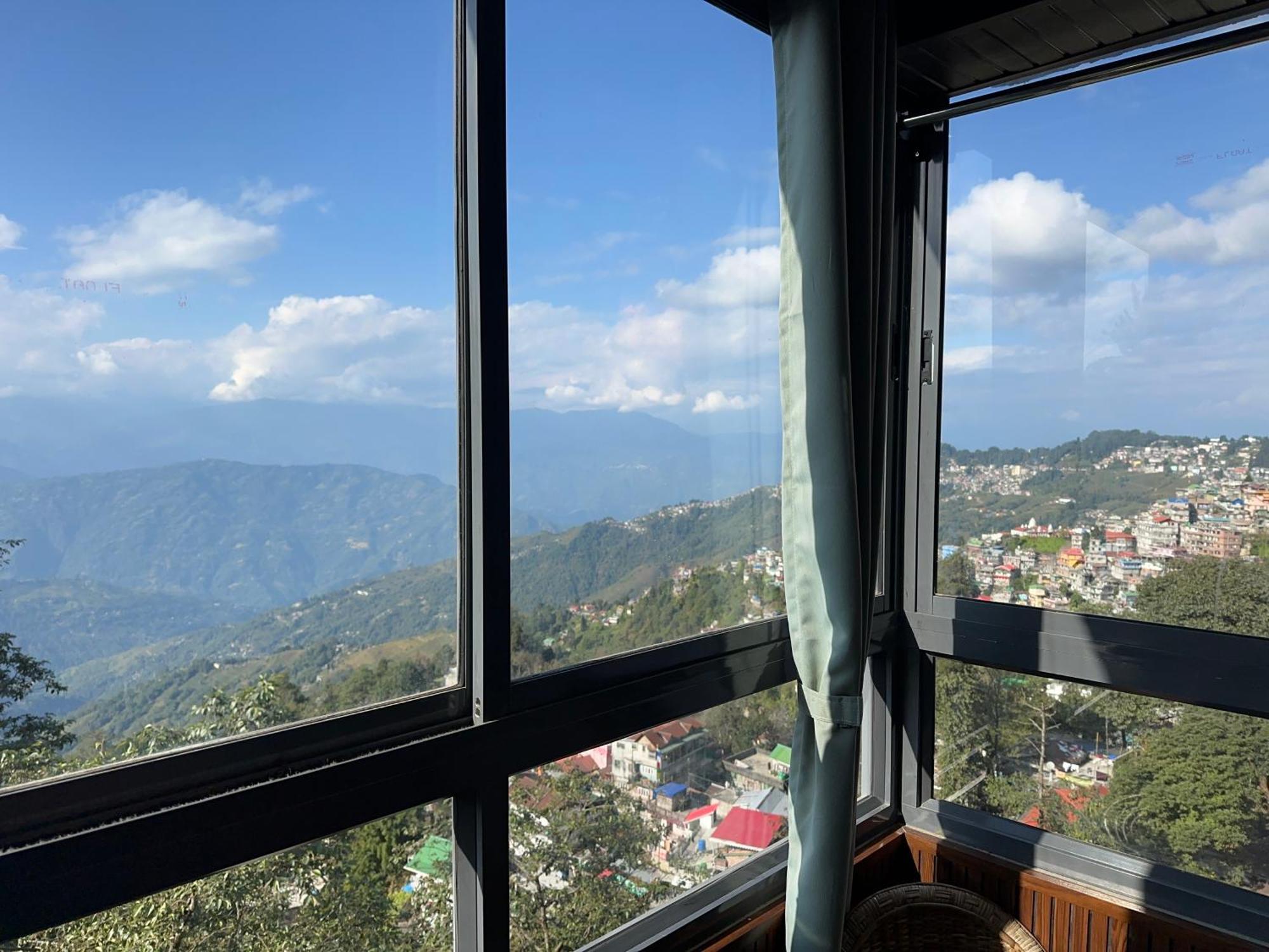 Basera * Darjeeling (West Bengal)