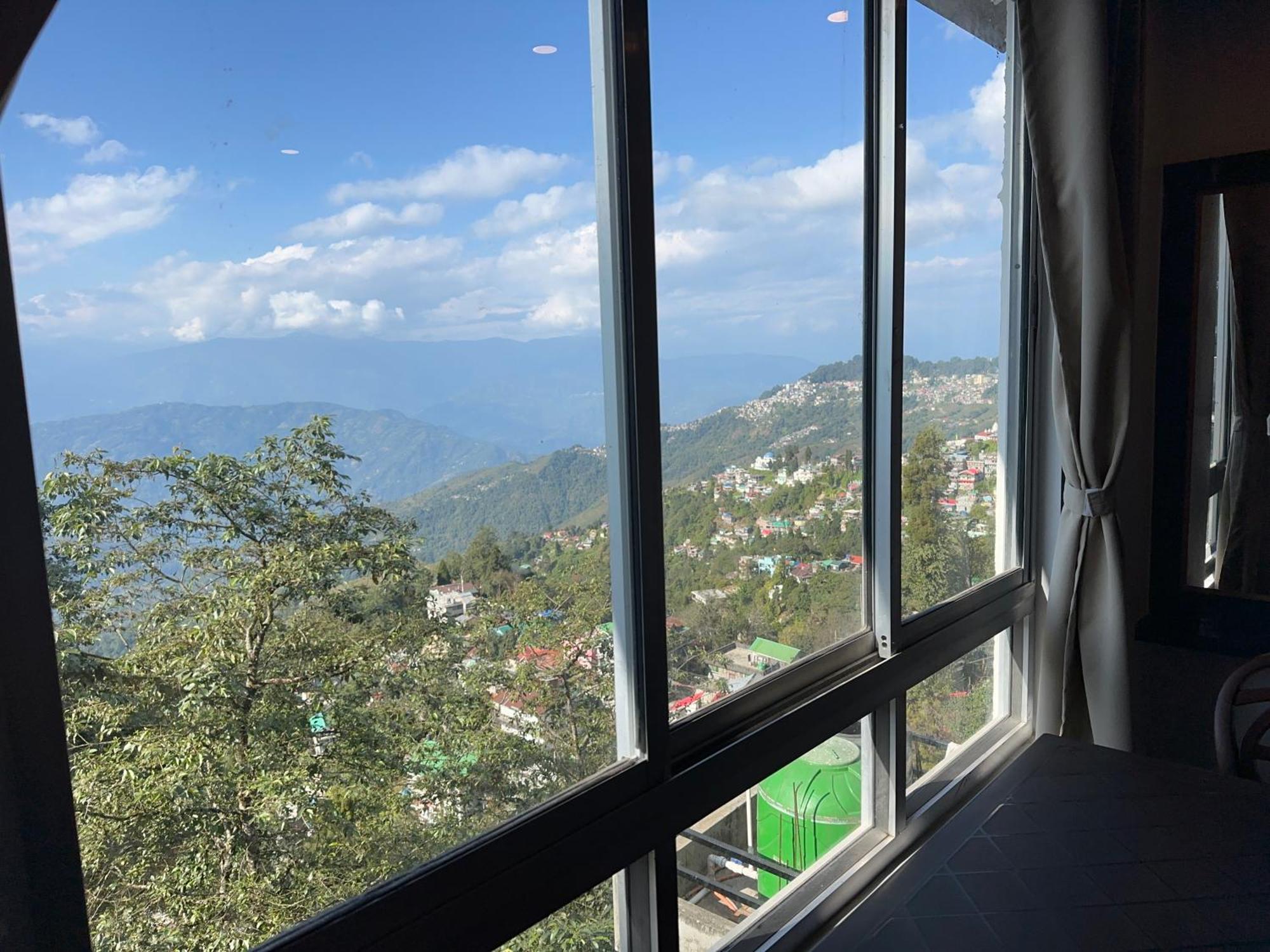 Basera * Darjeeling (West Bengal)