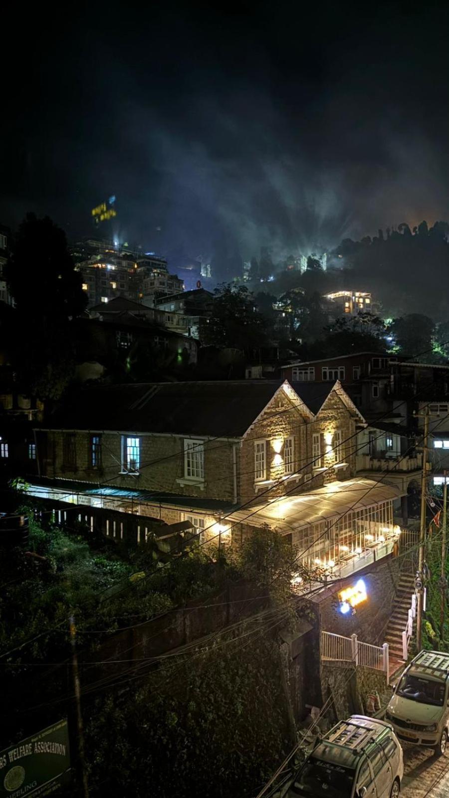 Hostel Mellow Fellow Darjeeling *