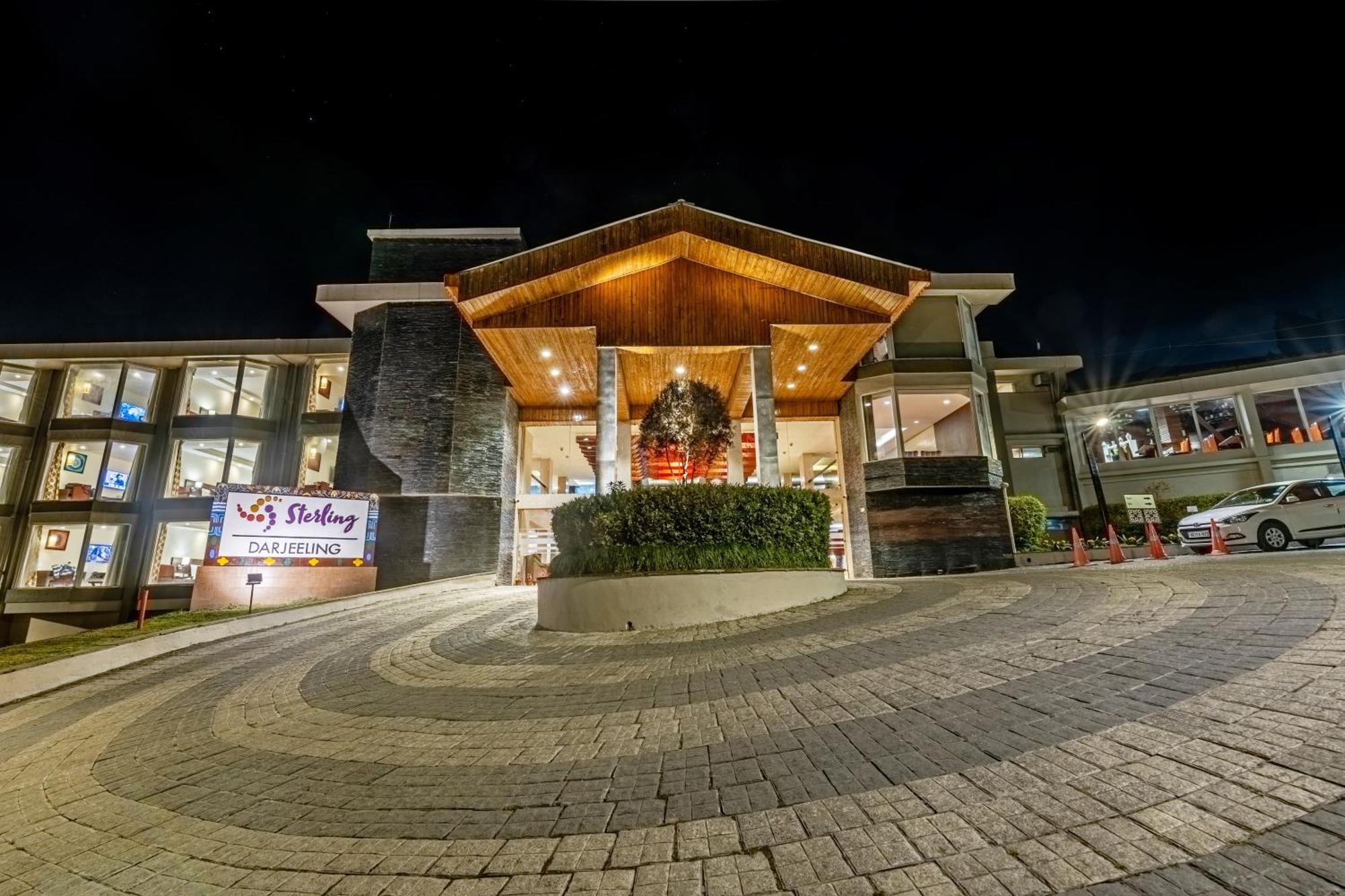 Resort Sterling Darjeeling 4*