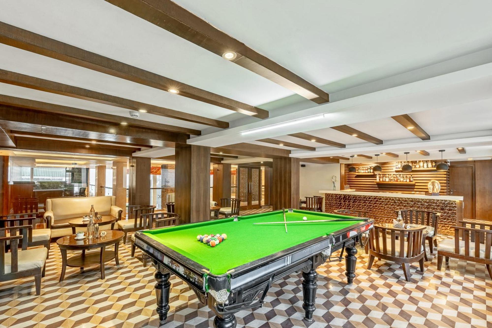 Resort Sterling Darjeeling 4*