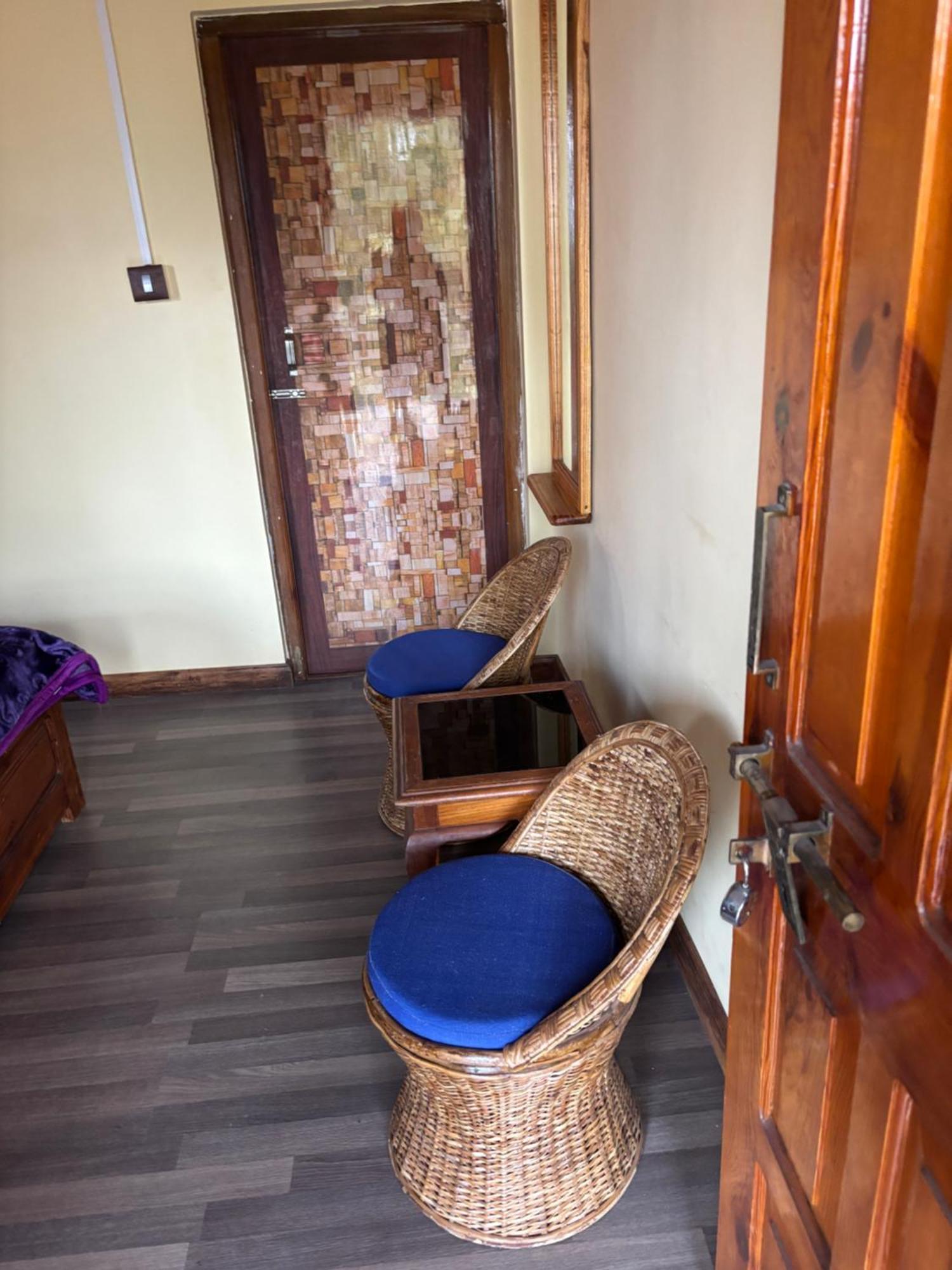 Four Season Homestay *
