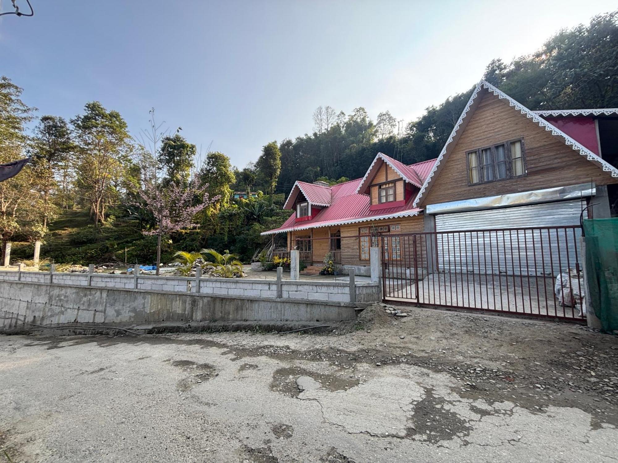 Four Season Homestay Darjeeling (West Bengal)