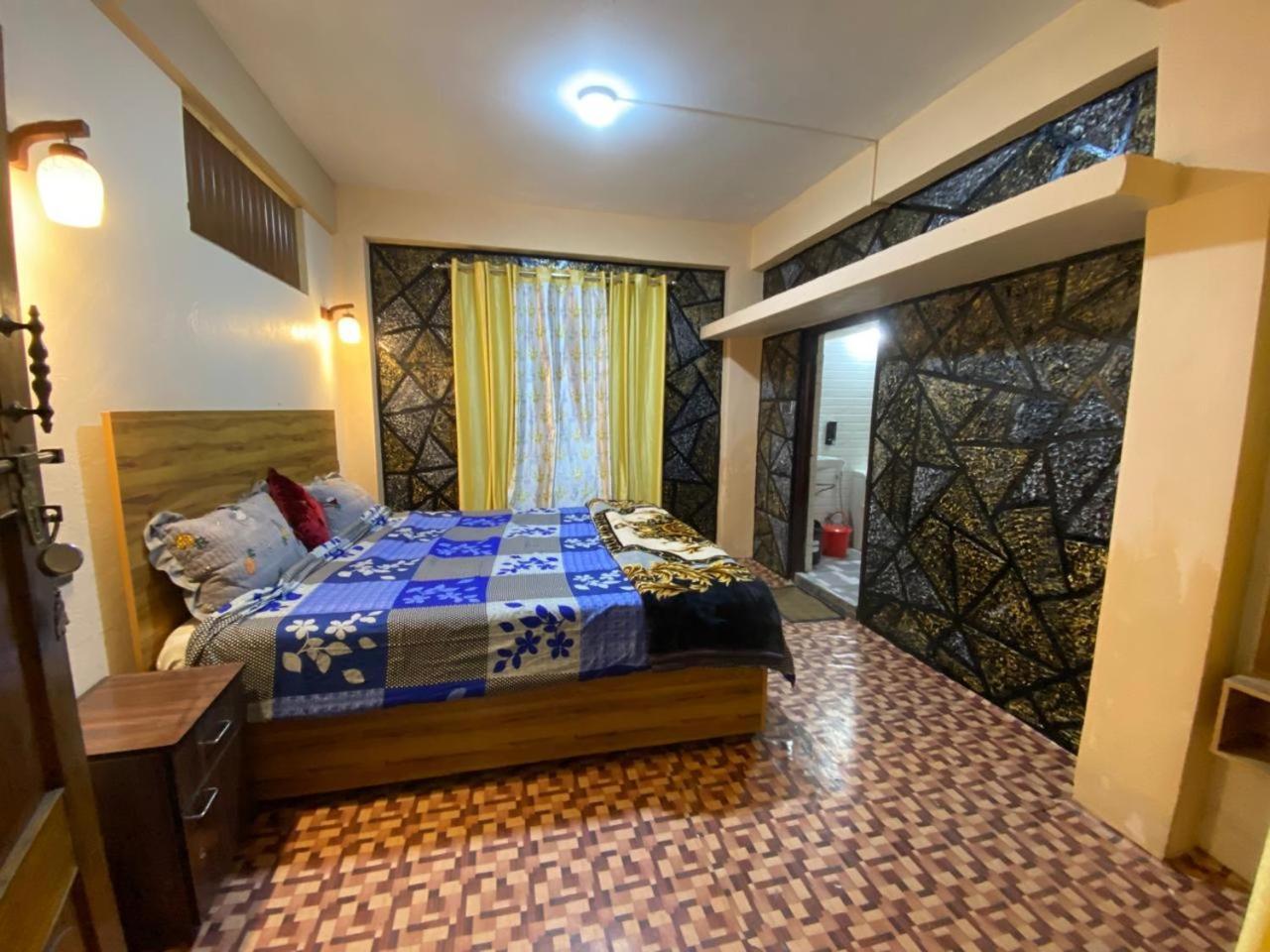 Mamta Homestay *