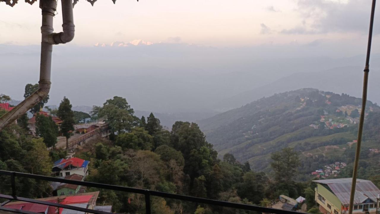 Tashi Delek