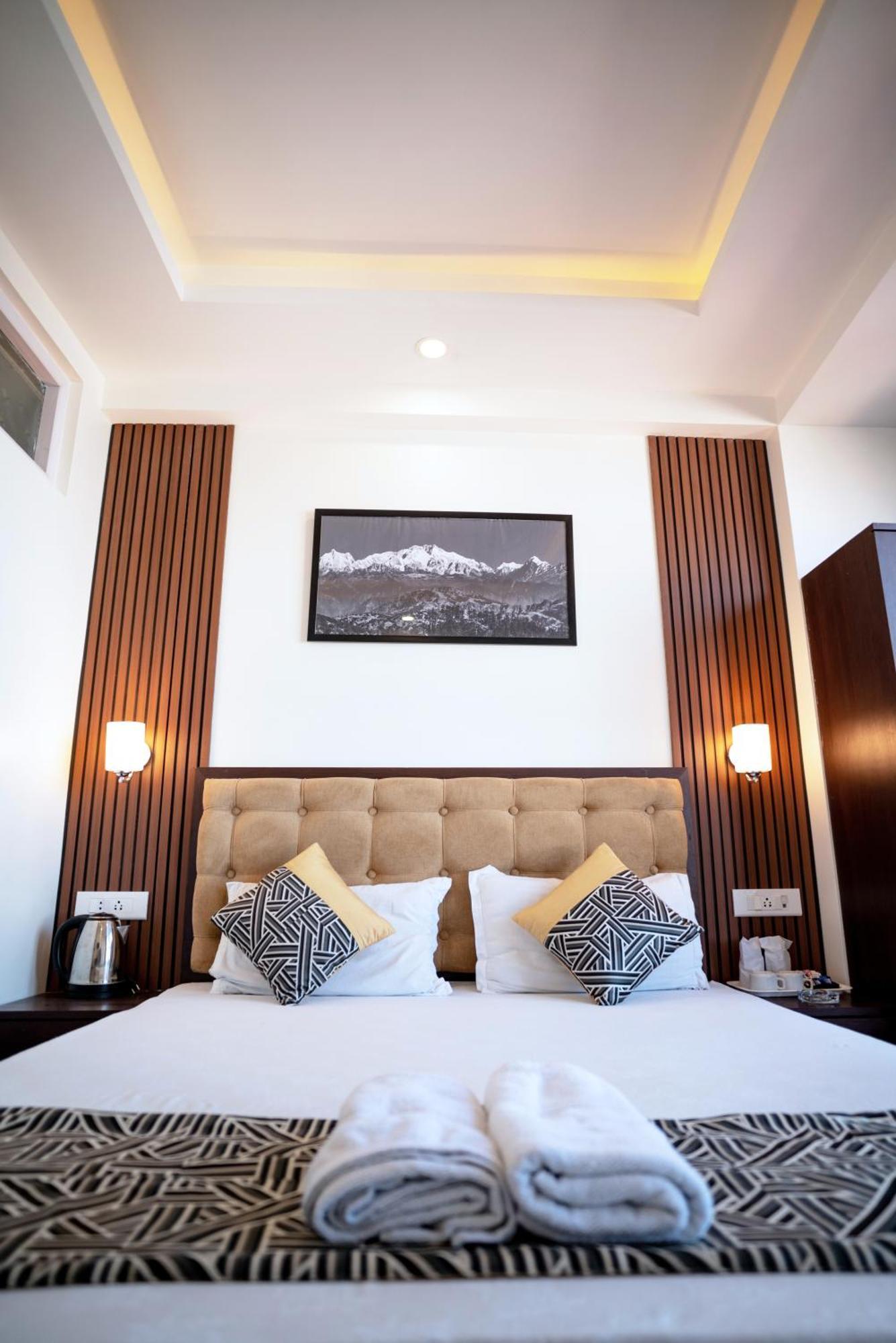 Highlander's By Ivy Group Of Hotel 3*