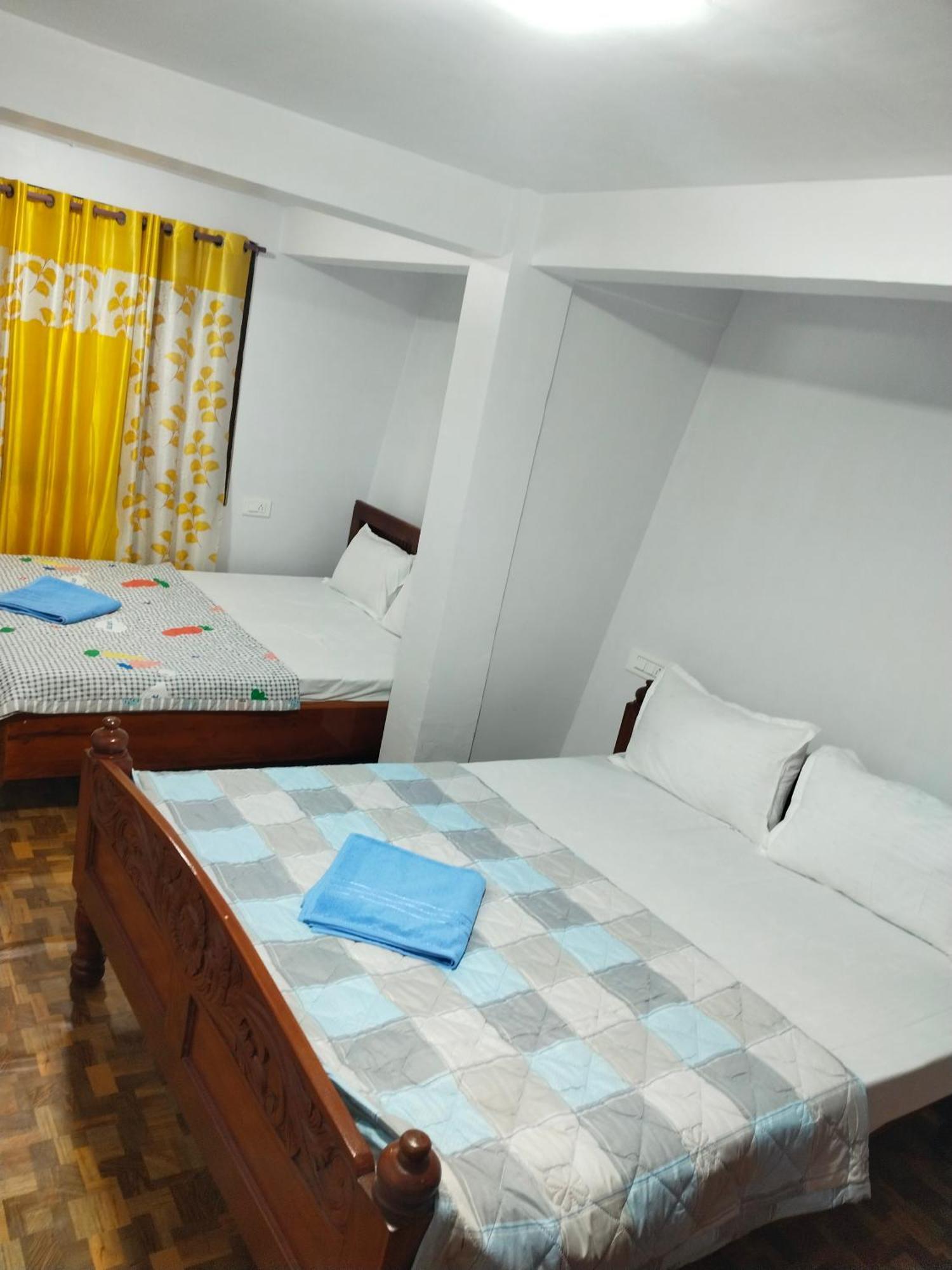 Avira Homestay *