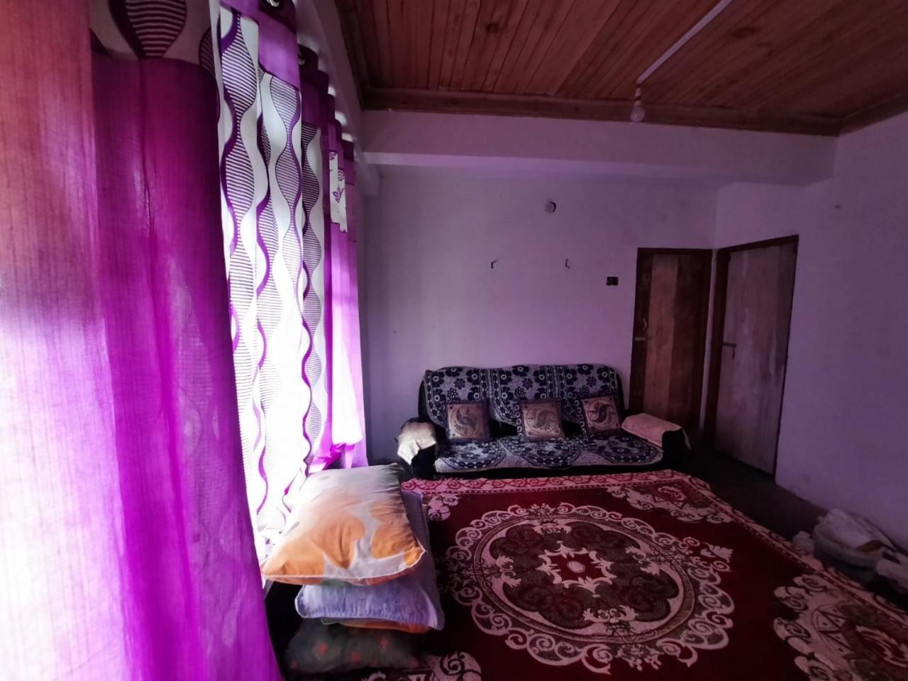 The Woodsy Homestay Darjeeling (West Bengal)