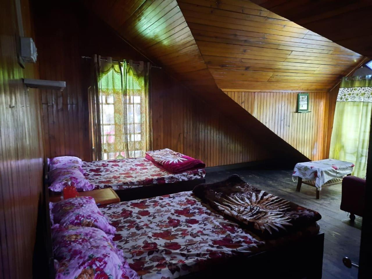 The Woodsy Homestay Darjeeling (West Bengal)