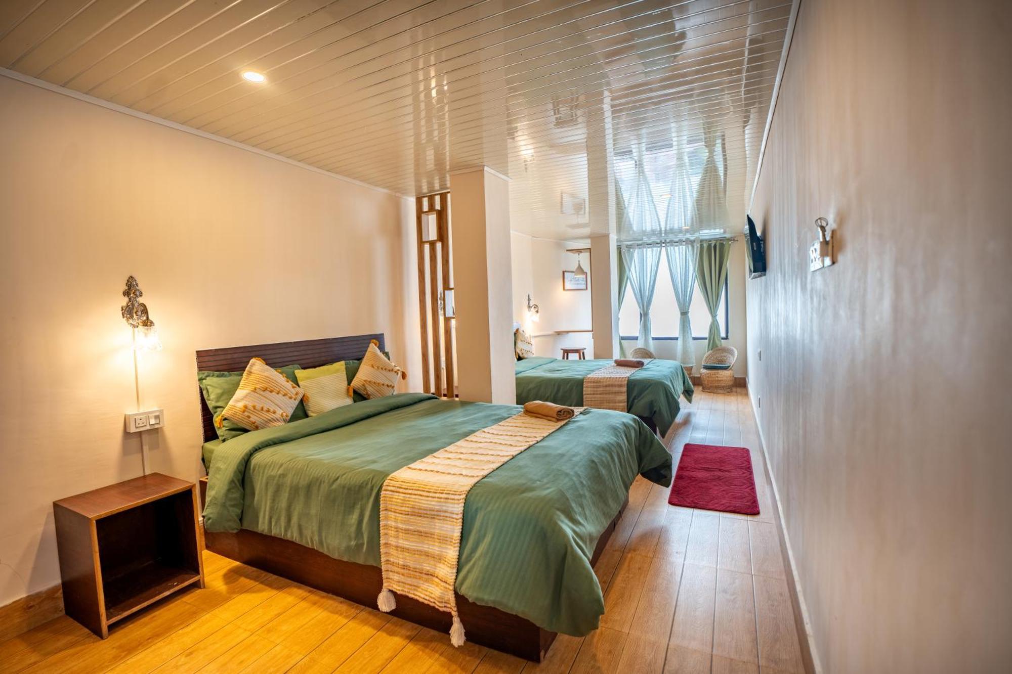 Bed & Breakfast Monratino Himadrie -2 Mins Walk From Mall Road - Have Kanchenjunga Mountain View *