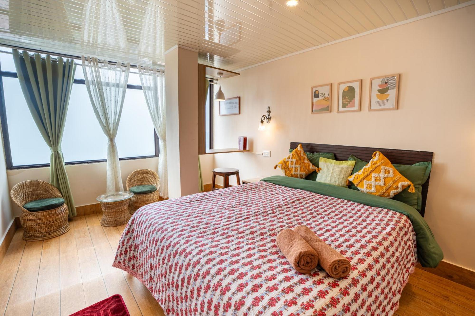 Monratino Himadrie -2 Mins Walk From Mall Road - Have Kanchenjunga Mountain View * Darjeeling (West Bengal)