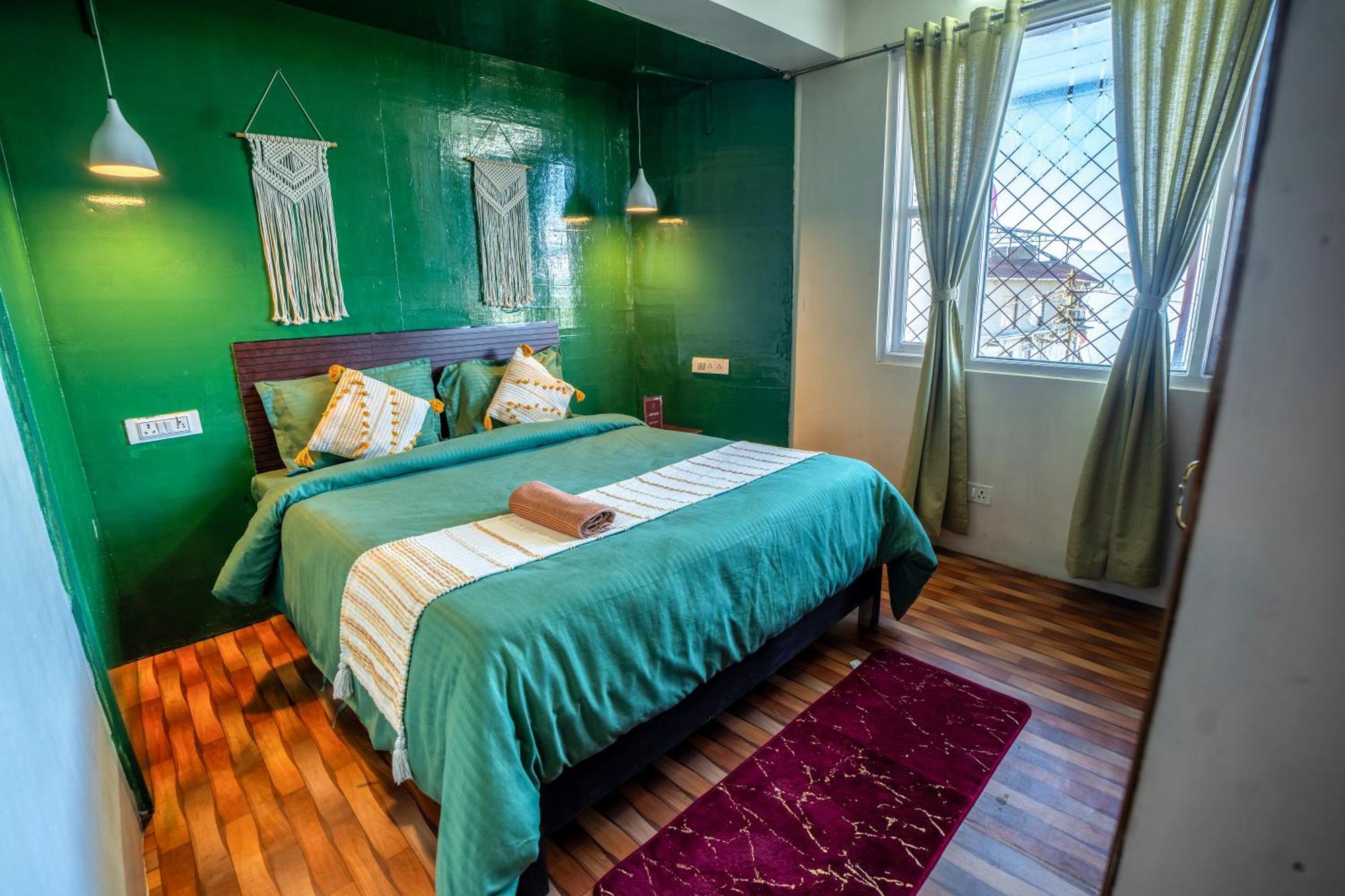 Monratino Himadrie -2 Mins Walk From Mall Road - Have Kanchenjunga Mountain View