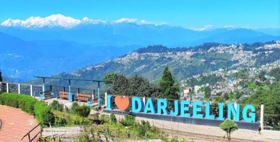 A P.s. Darjeeling (West Bengal)
