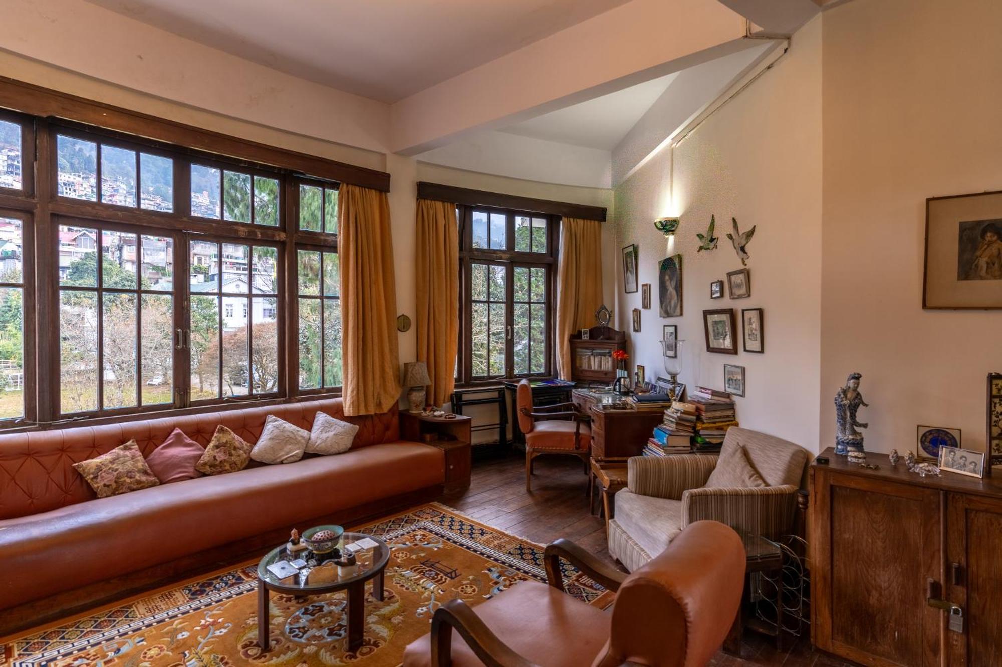 Villa Burdwan Palace - A Journey Into Timeless Legacy, Darjeeling *