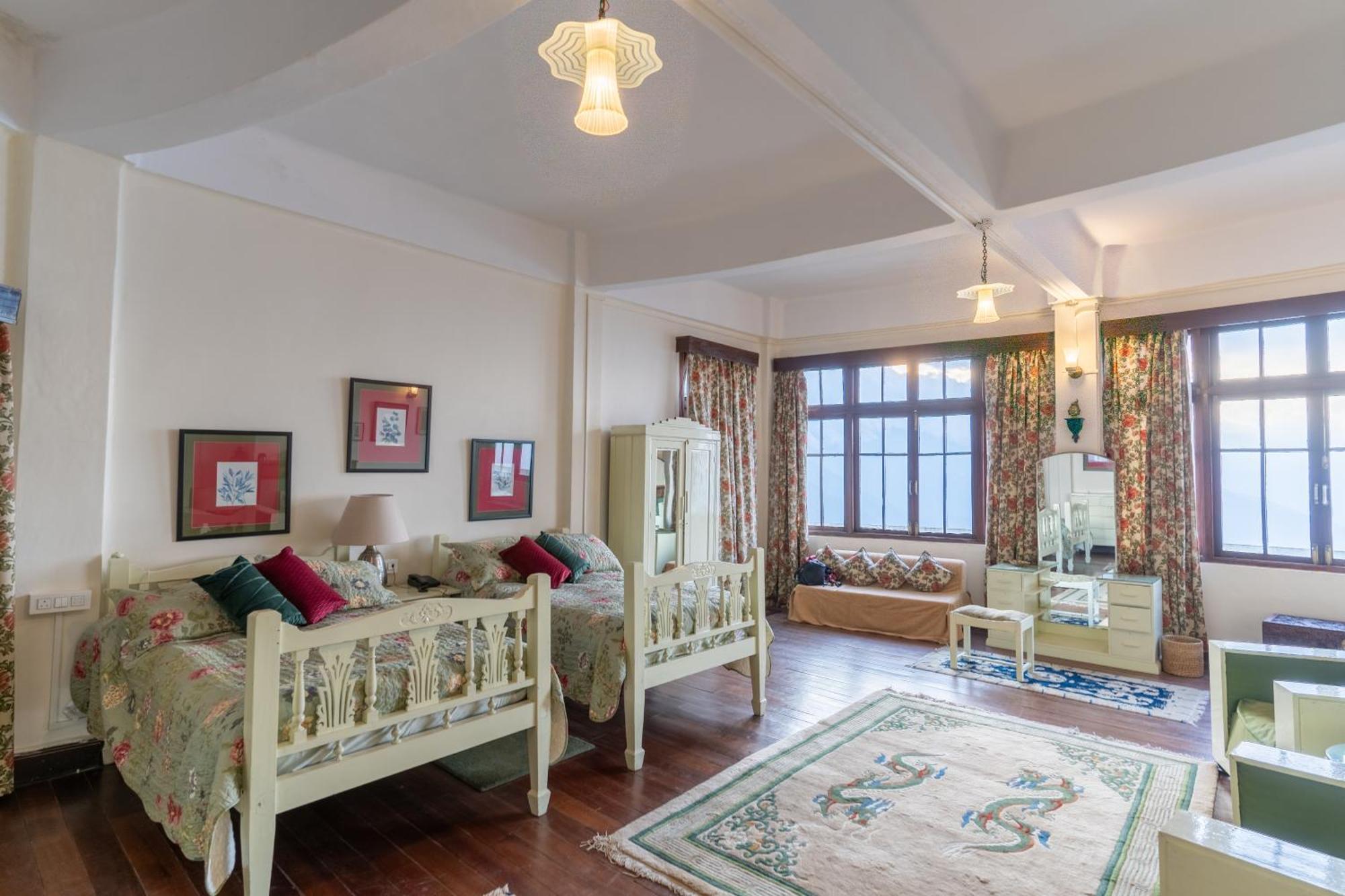 Burdwan Palace - A Journey Into Timeless Legacy, Darjeeling * Darjeeling (West Bengal)