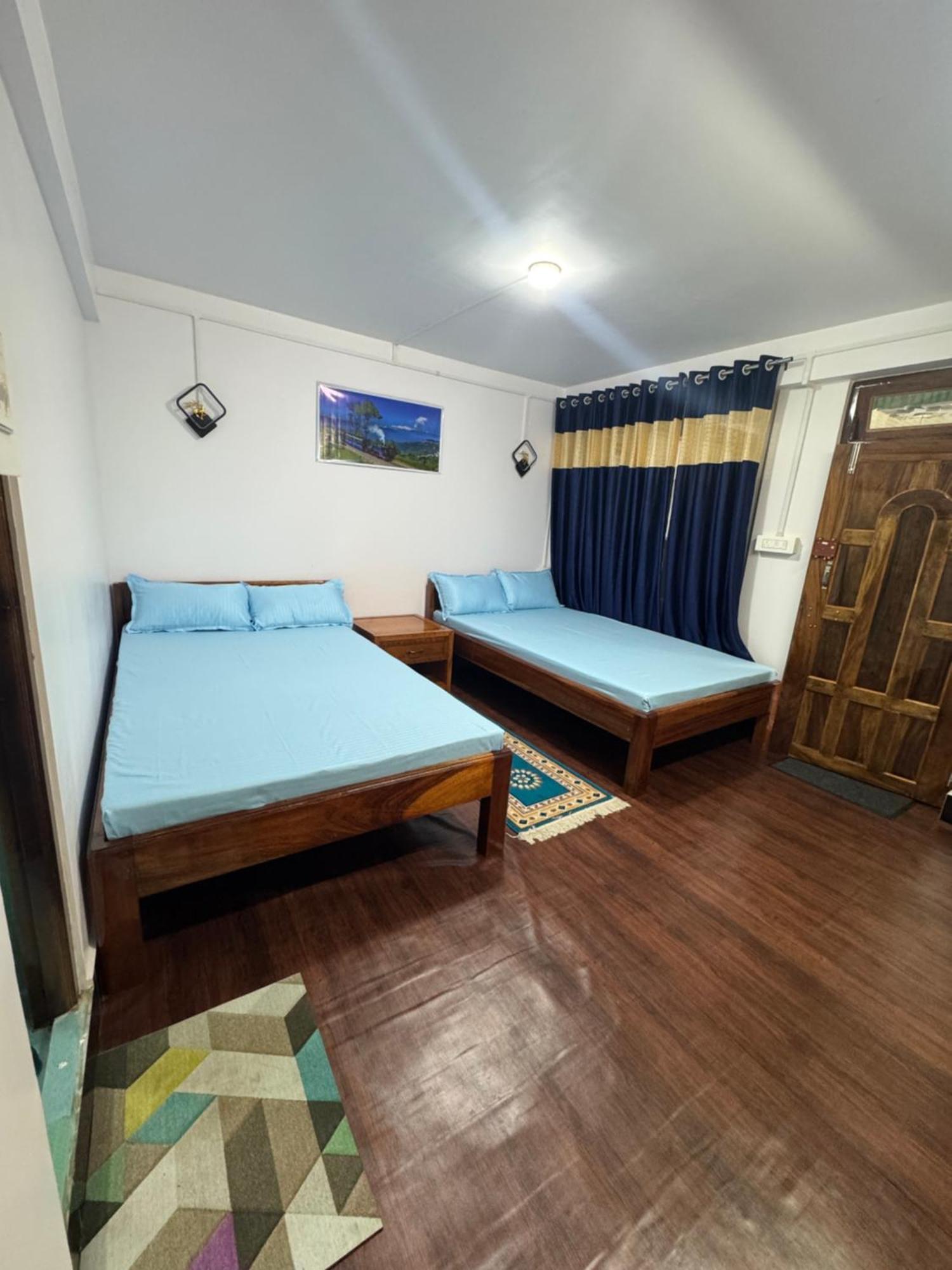 Homestay Manso Golay *