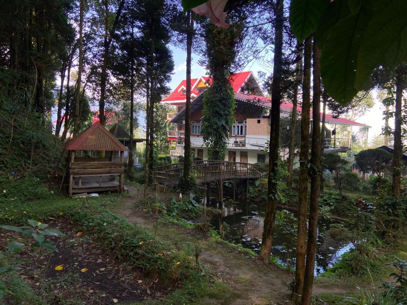 Magnolia And Bed & Breakfast
