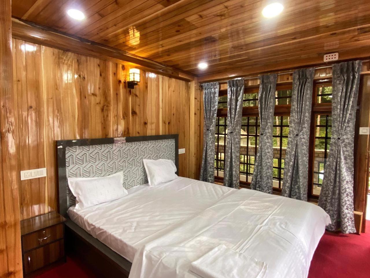 Magnolia And Bed & Breakfast