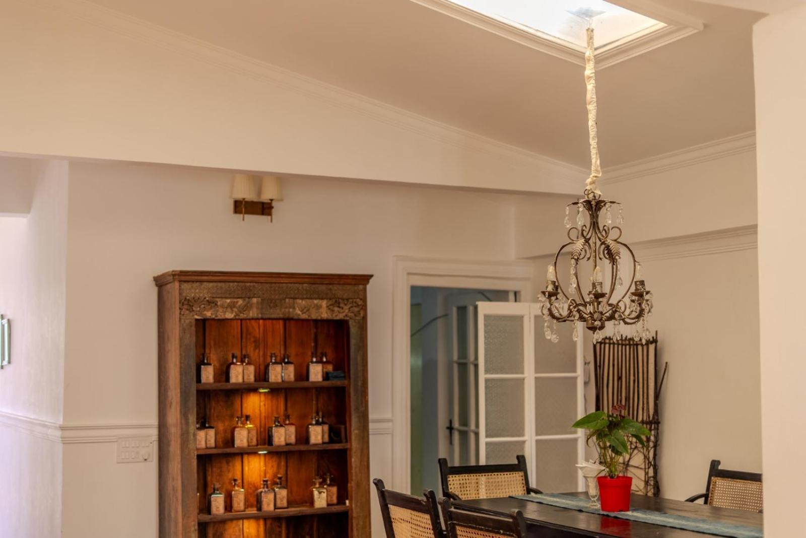 Chhota Haazri, By The Rajbari Bawali Resort Darjeeling (West Bengal)