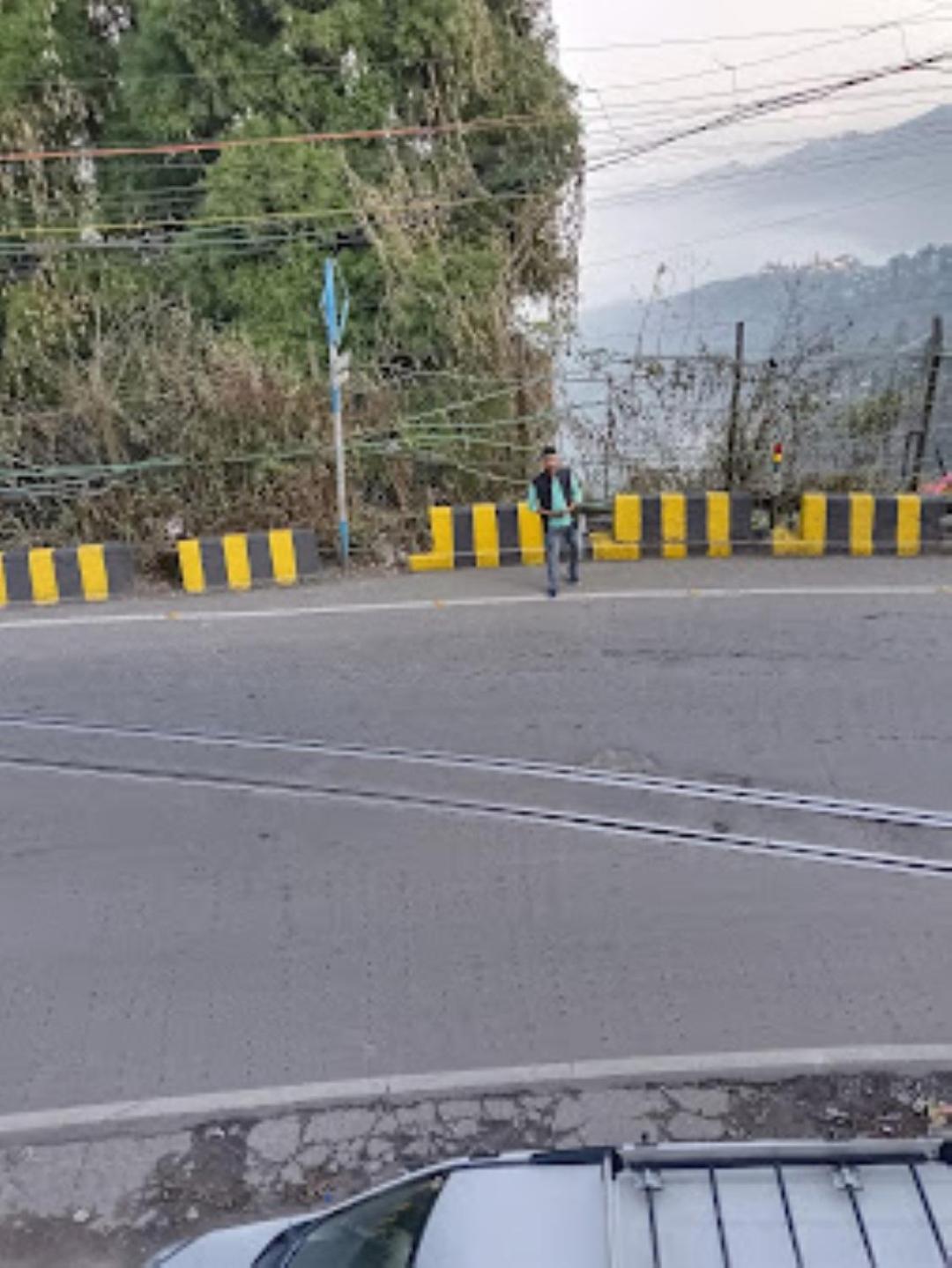 Himalayan Queen , Darjeeling Hotel