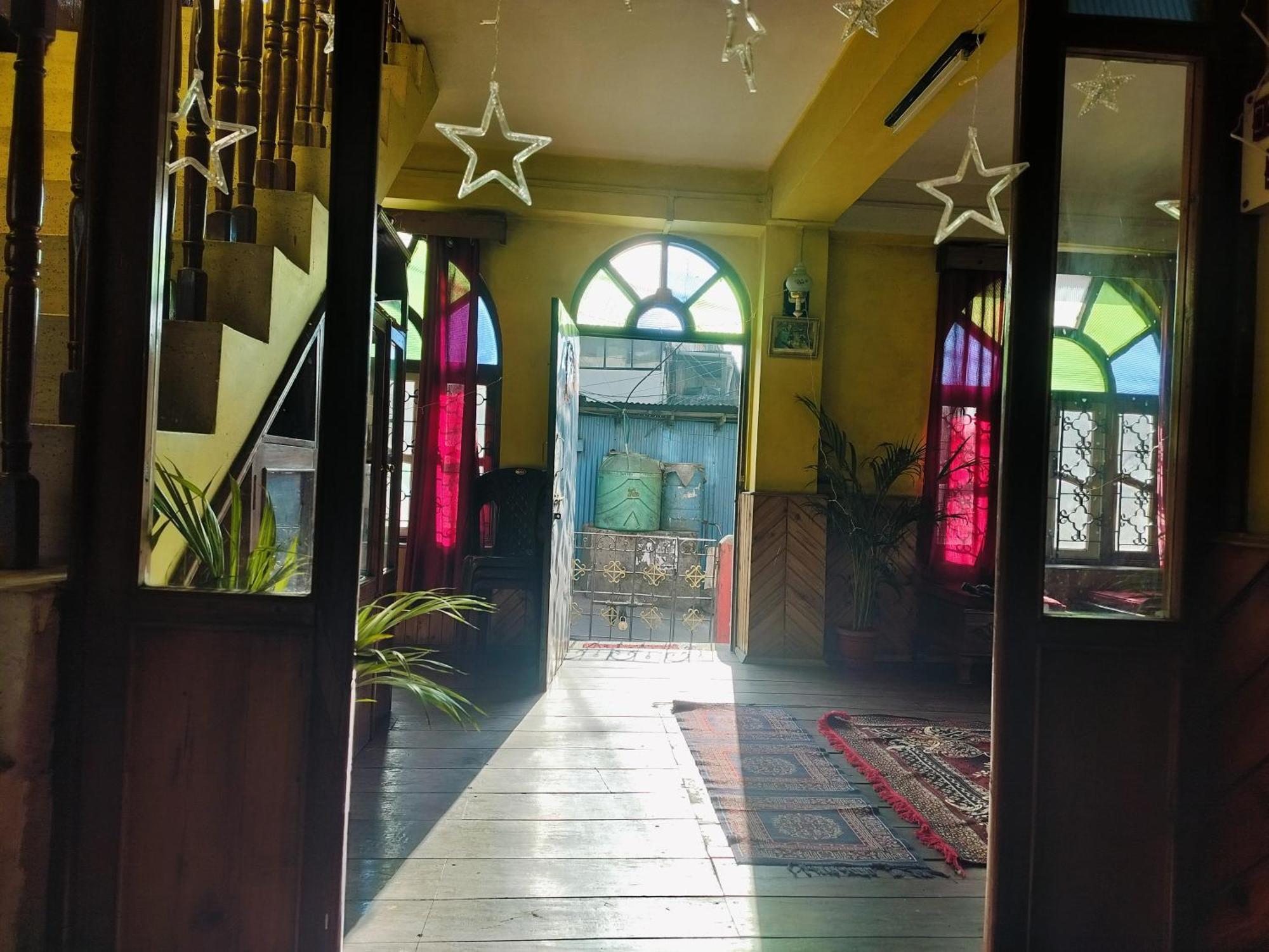 Gruhamstay Homestay