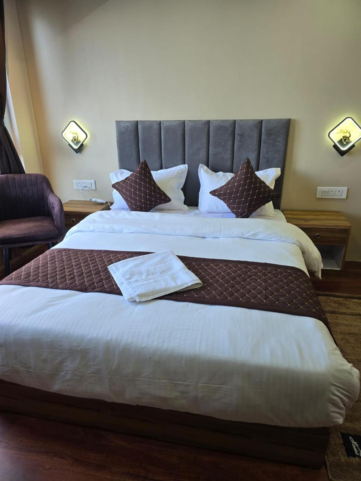 Hotel Himalayan Meadows 3*