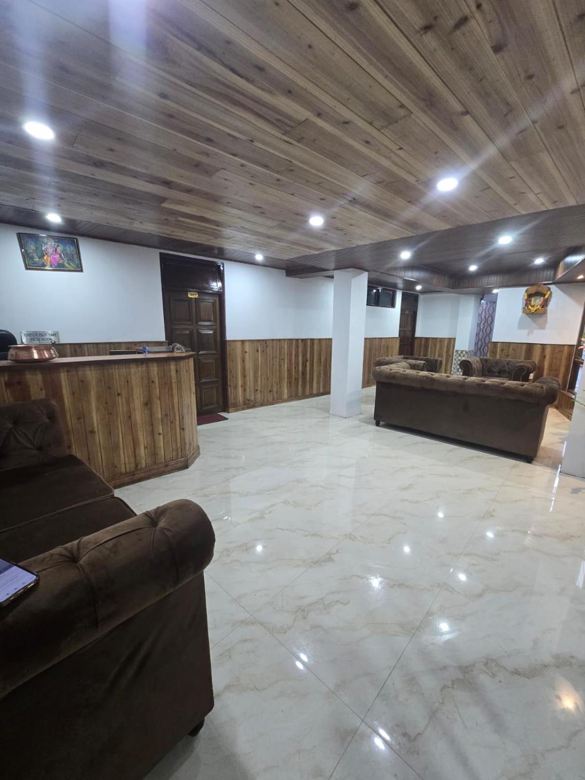 Hotel Himalayan Meadows 3*