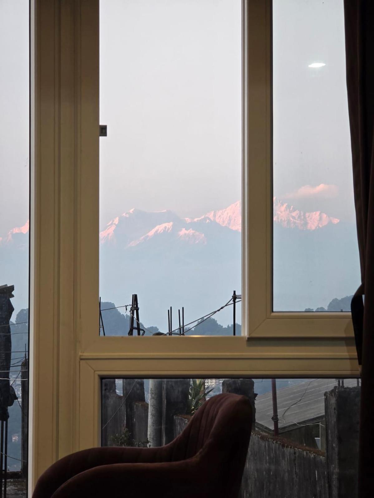 Himalayan Meadows 3*