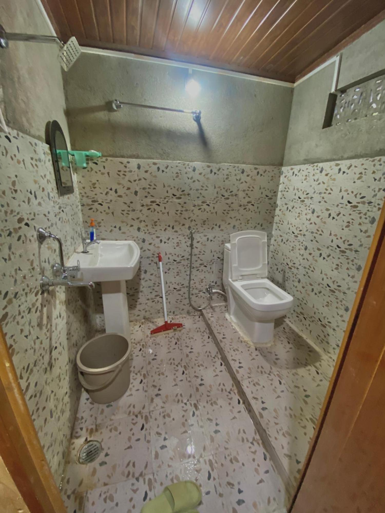 Sampriti Gharbas Homestay *