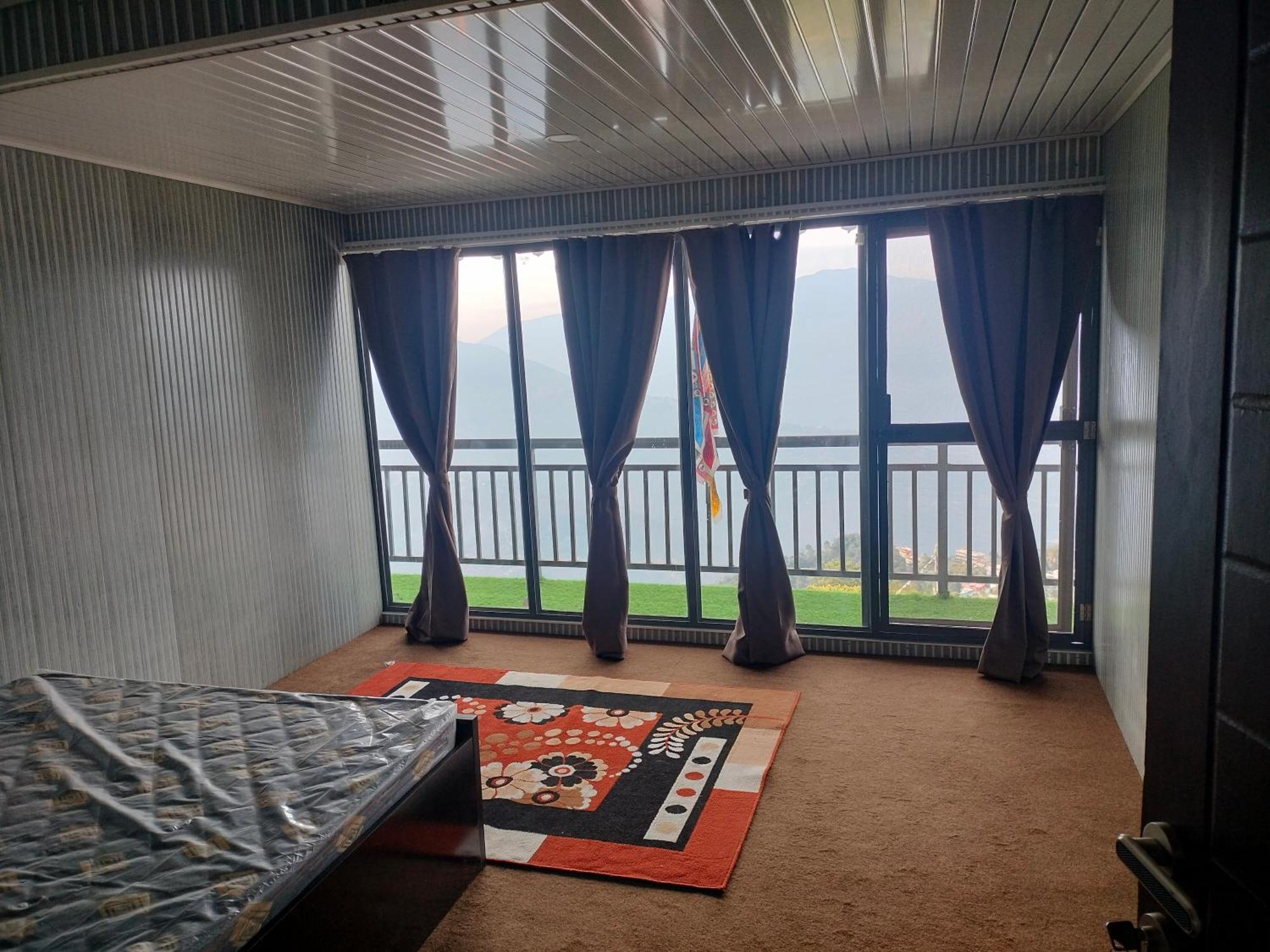 Outstation Homestay Darjeeling (West Bengal)