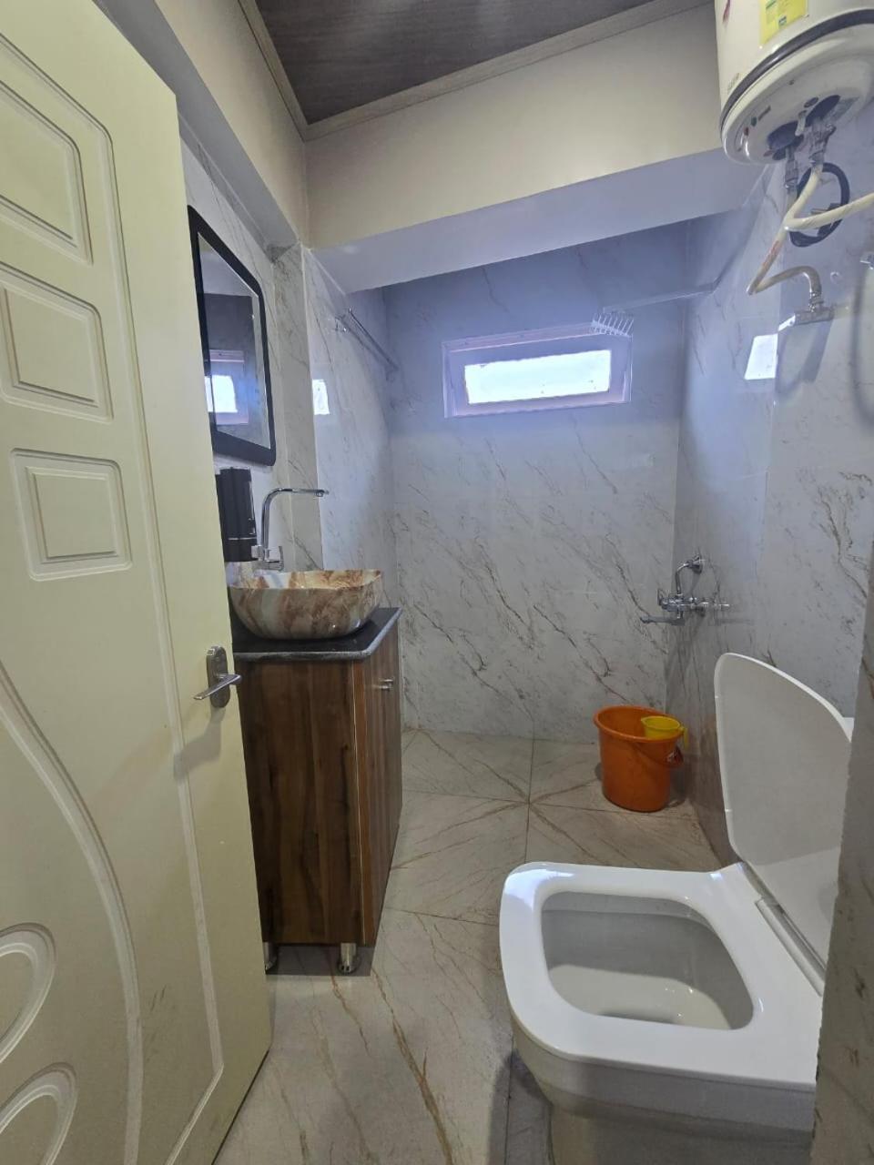 Himalayan Meadows 3*