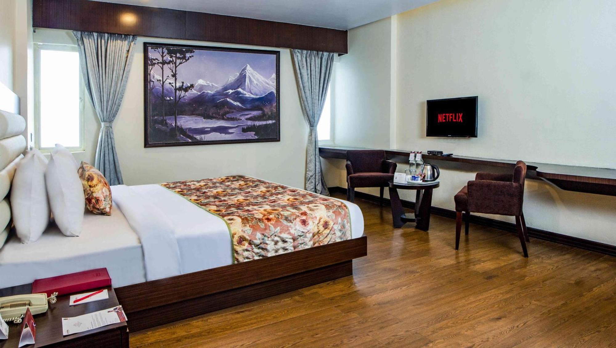 Summit Montana & At Mall Hotel Darjeeling (West Bengal)