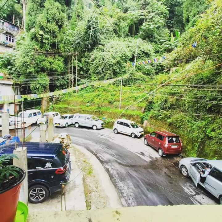 Bina Darjeeling Darjeeling (West Bengal)