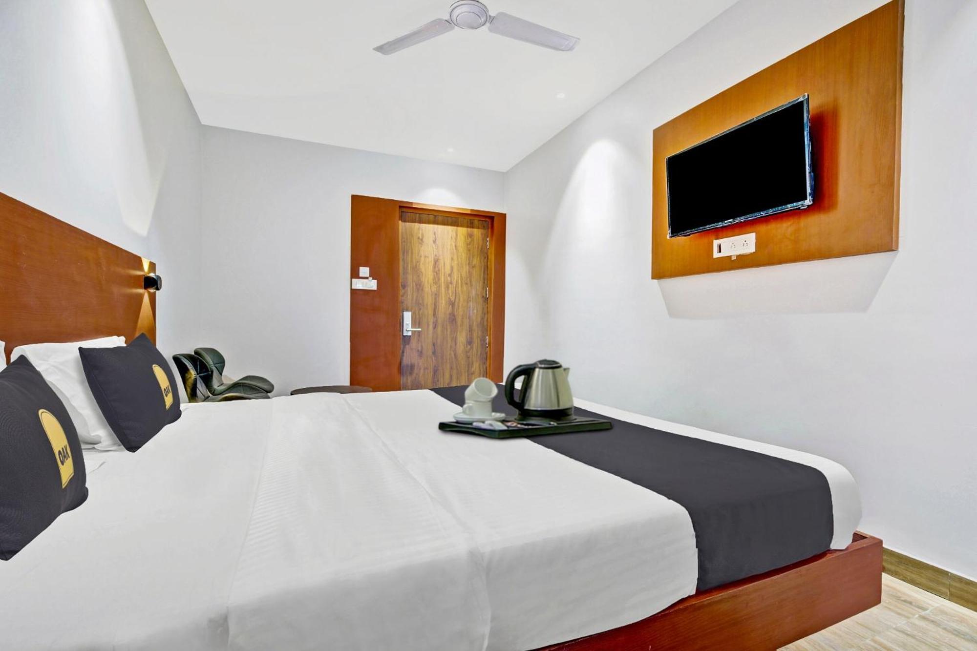 White Lotus Near Darjeeling Railway Station 3*
