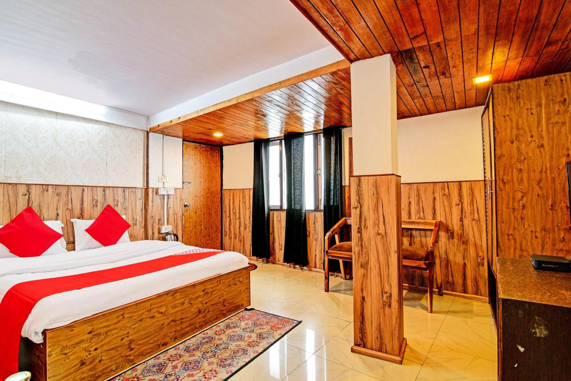 Hotel O Shanti Palace Darjeeling (West Bengal)