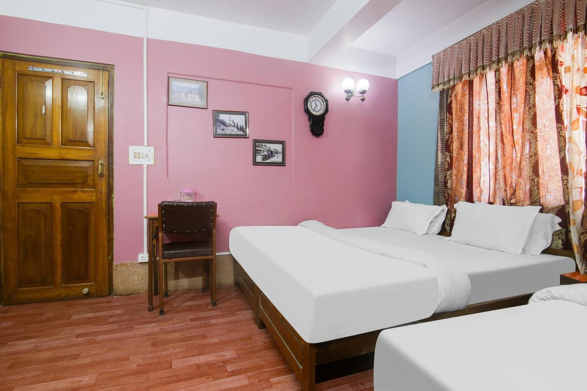 Collection O Crystal Palace Hotel 4*