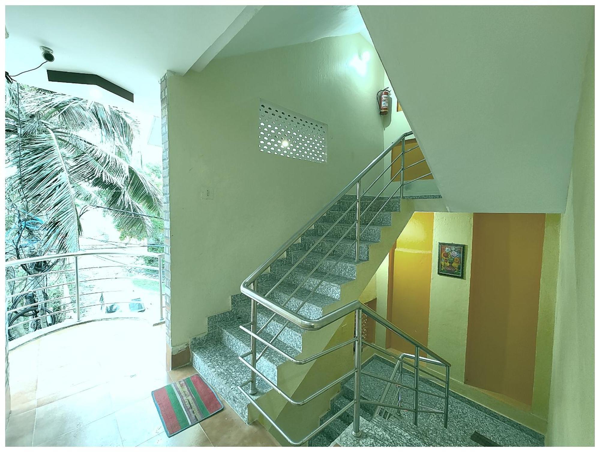 Luxuary Hotel Stay H-Stay Near Mall Road-Family Hotel- Free Wifi- Restaurant And Parking Facilities - A Top Rated Hotel Hotel 4*