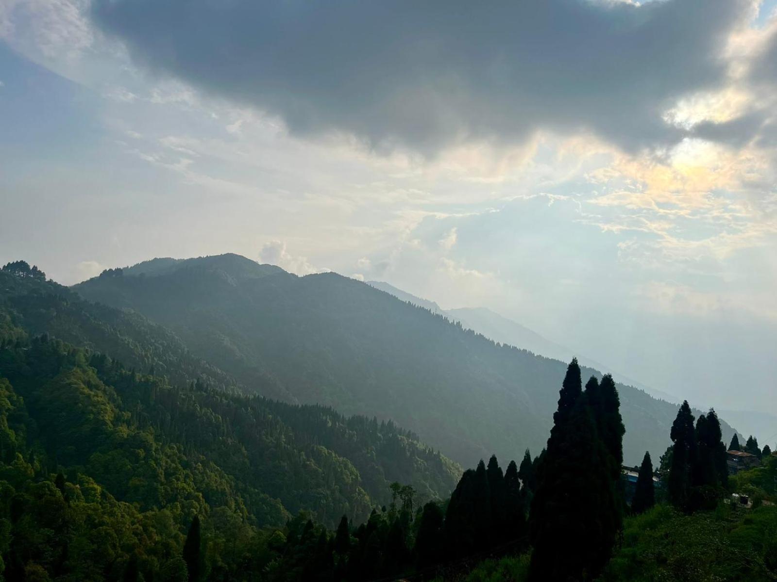 The Breeze 2 Bhk Darjeeling (West Bengal)