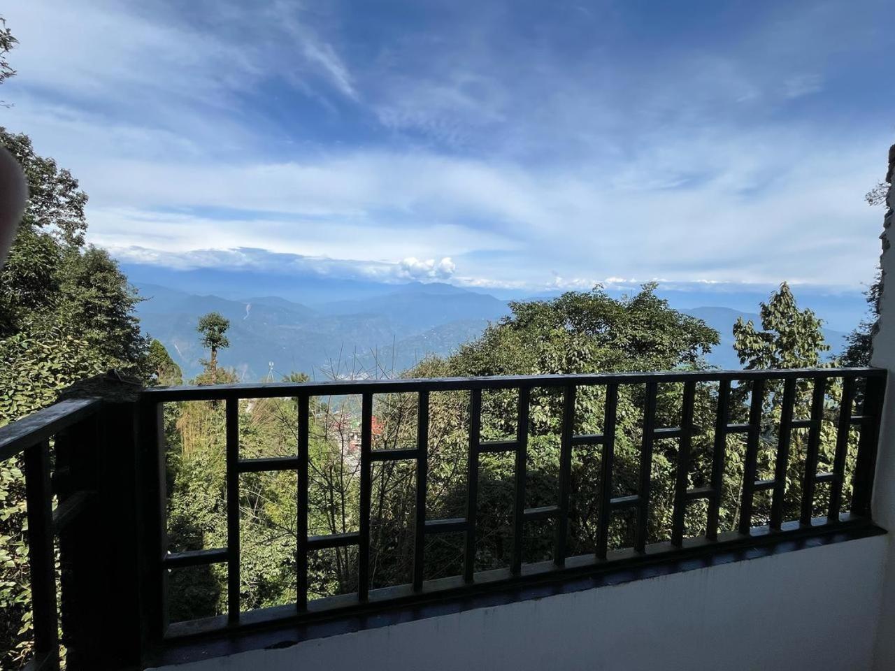 Forest - 80 Mts From Mall Road Homestay Darjeeling (West Bengal)