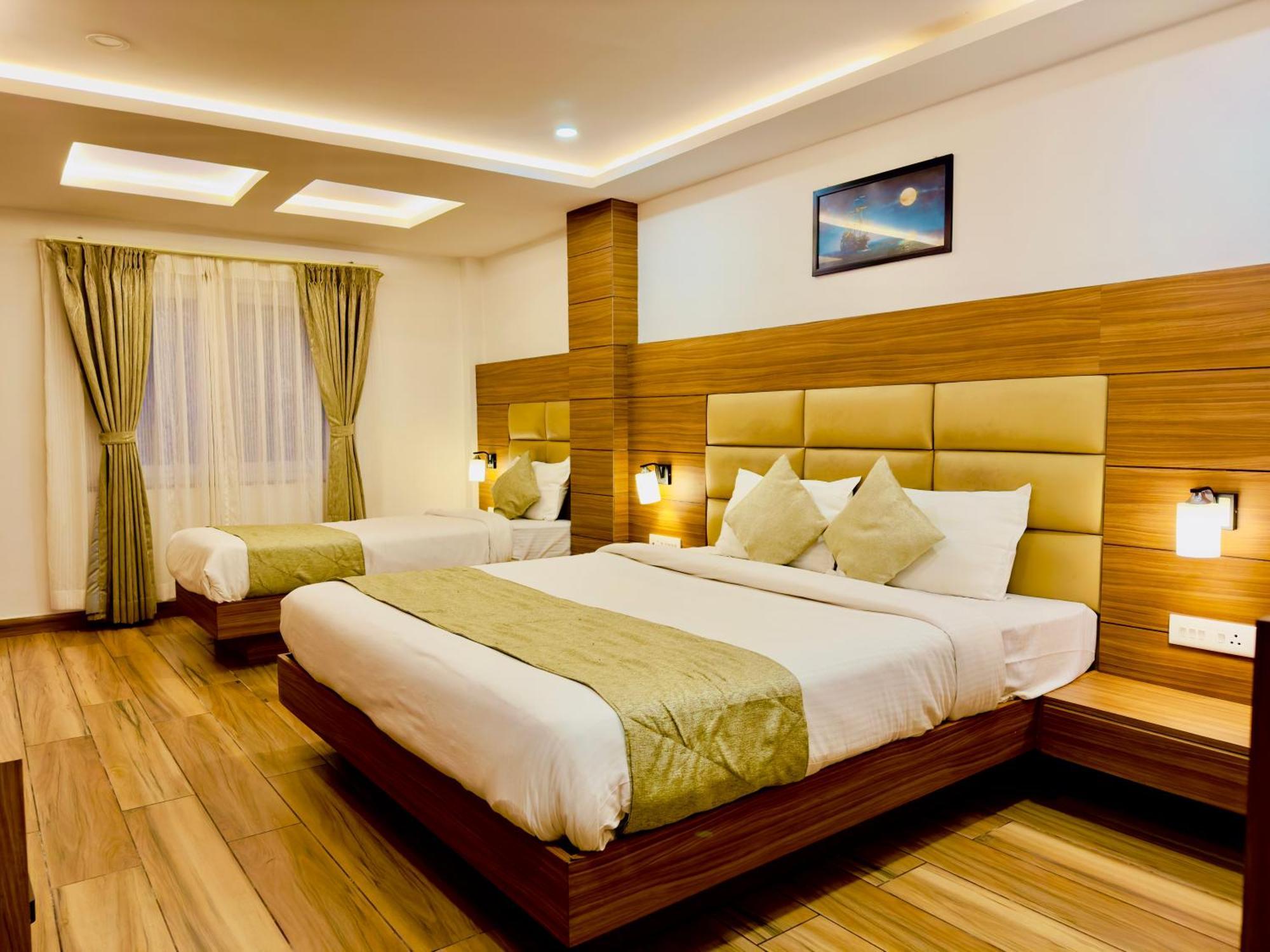 Bella Vista Darjeeling Near Drc Paid Paking Hotel