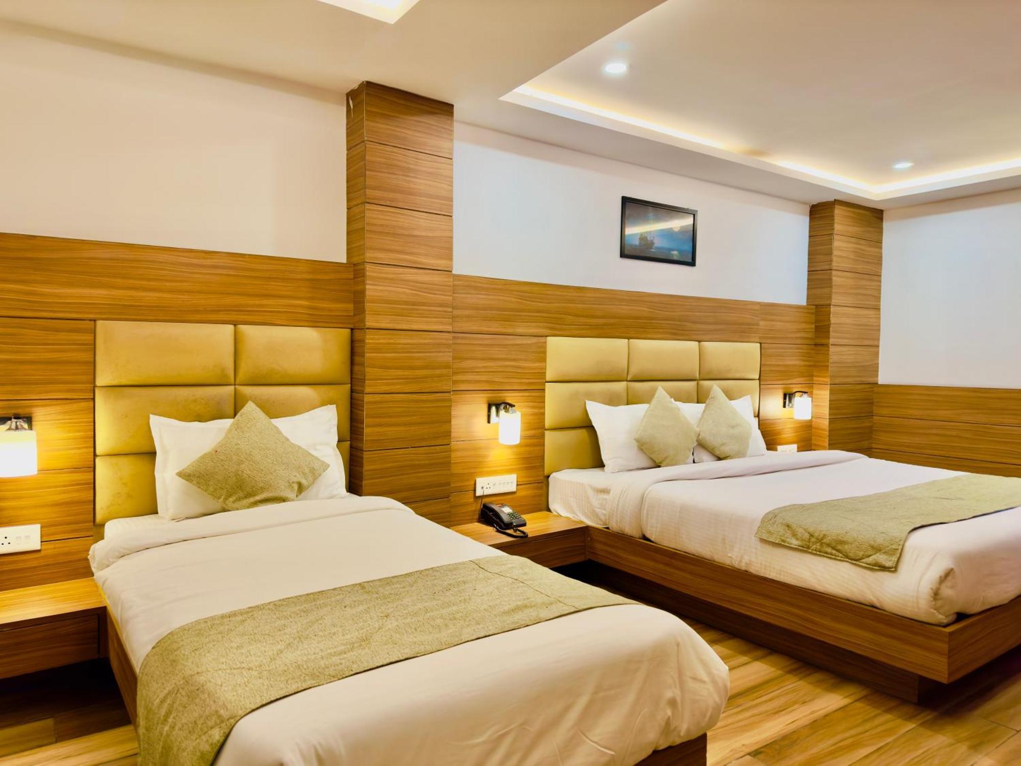 Bella Vista Darjeeling Near Drc Paid Paking Hotel