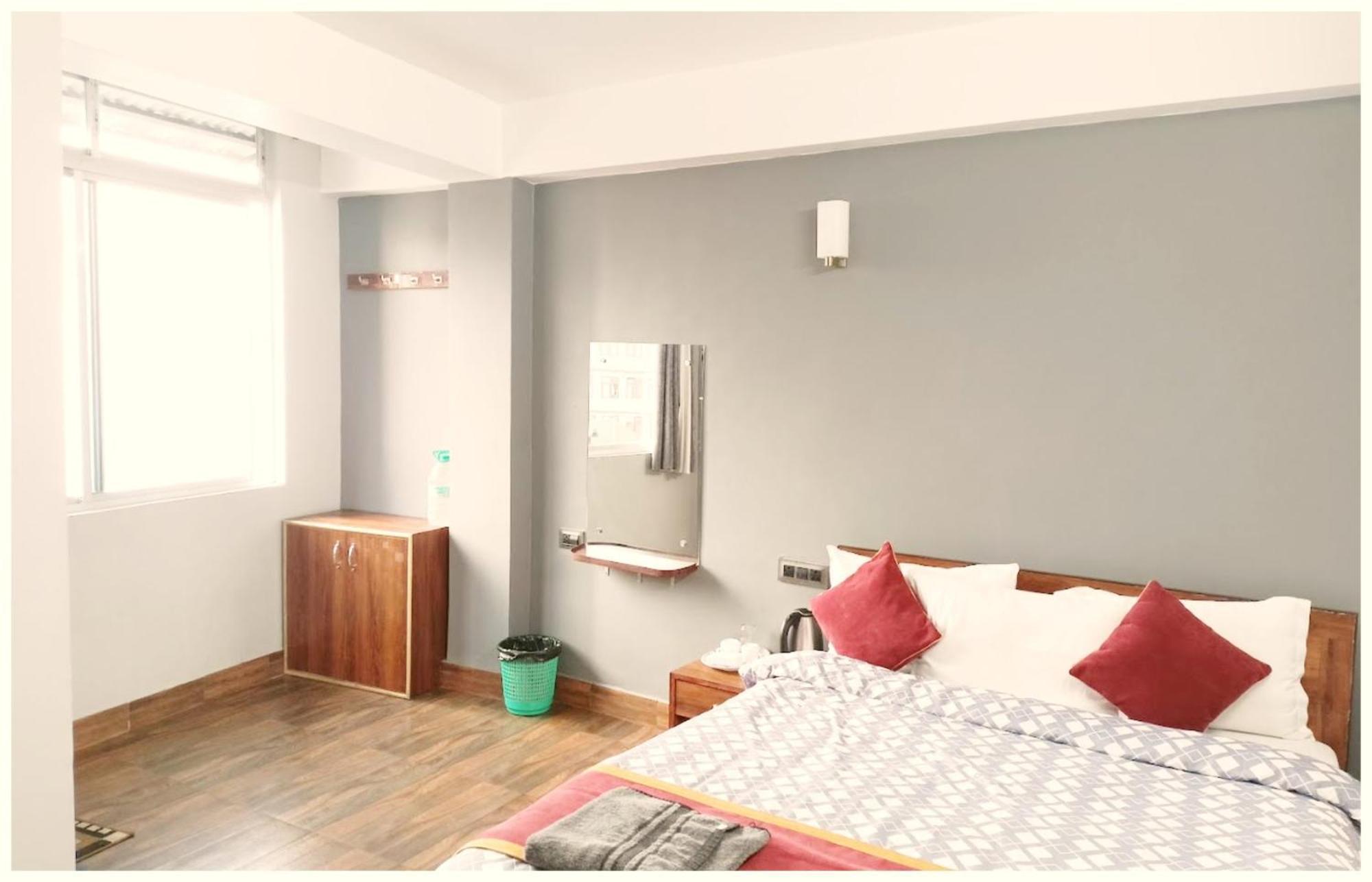 Darjeeling P I T S T O P Near Railway Station And Temple 4* Darjeeling (West Bengal)
