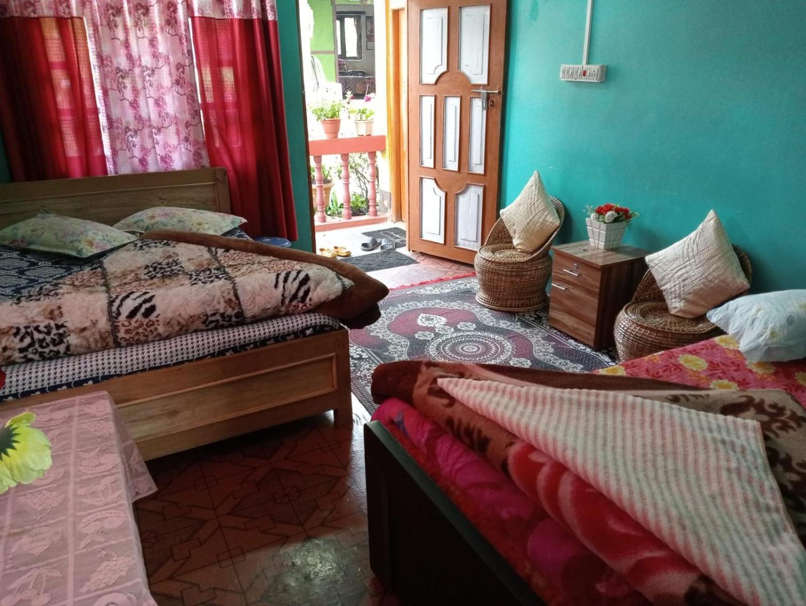 Homestay Anjana *